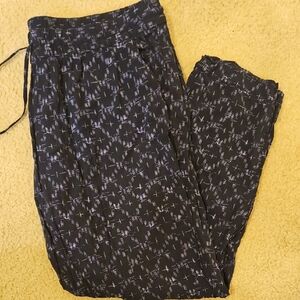 Black and White Patterned Pants